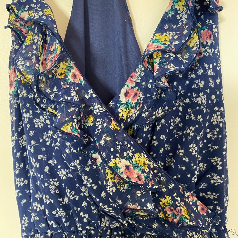 Dress - Picture 5 of 7